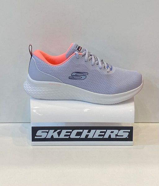 Sabata esportiva de dona, de la marca Skechers
