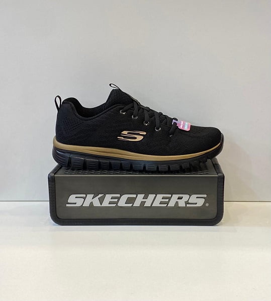 Sabata esportiva de dona, de la marca Skechers