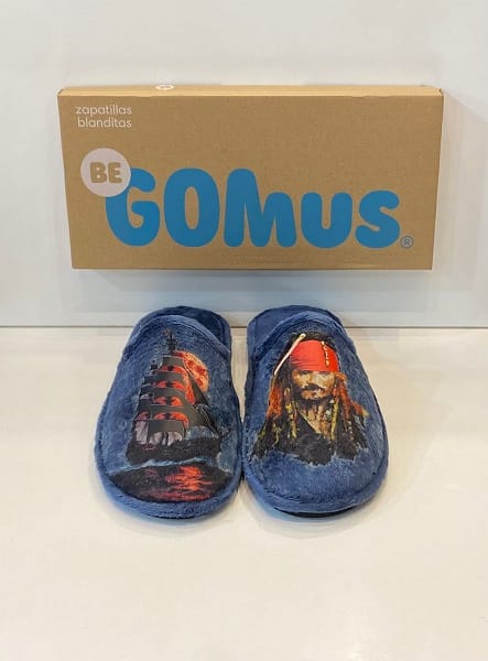 Espardenya oberta d'home, de la marca Gomus