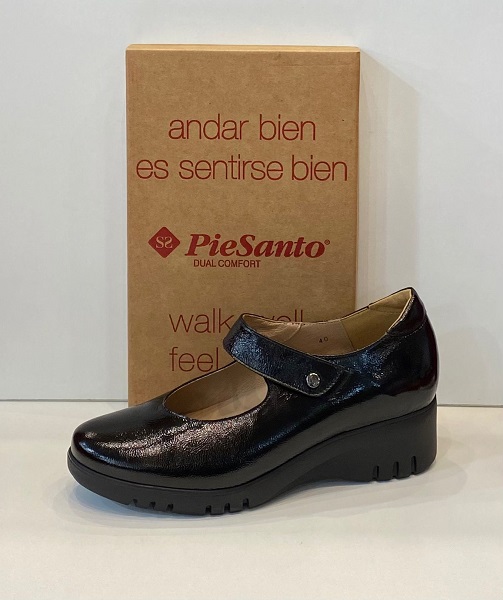 Merceditas de dona, de la marca Pie Santo