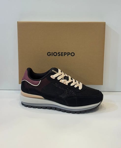 Sabata esportiva de dona, de la marca Gioseppo