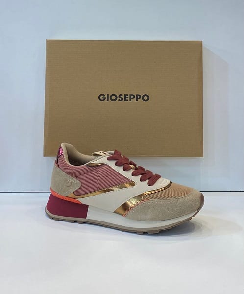 Sabata esportiva de dona, de la marca Gioseppo