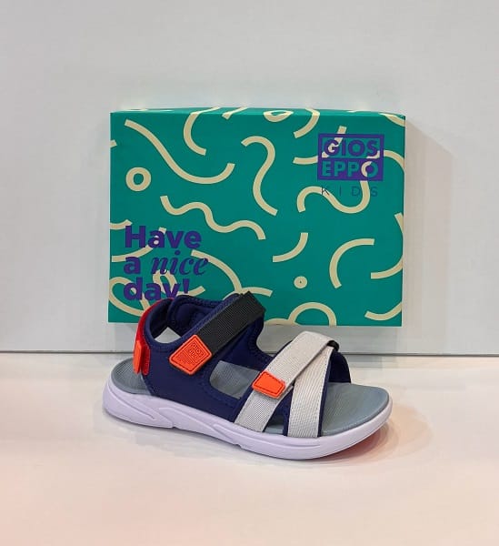 Californiana de mainada, de la marca Gioseppo