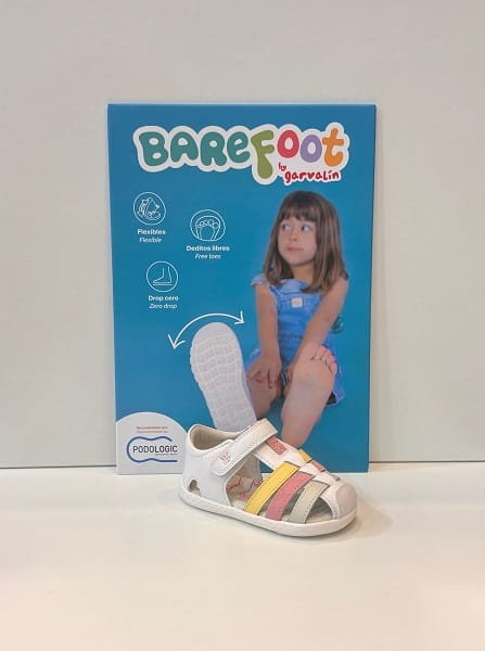 Sandàlia respectuosa de mainada, de la marca Garvalín