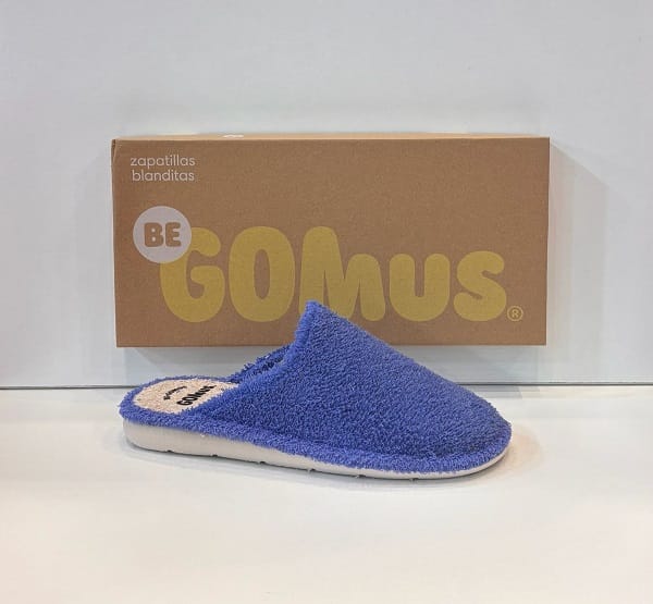 Espardenya de dona, de la marca Gomus