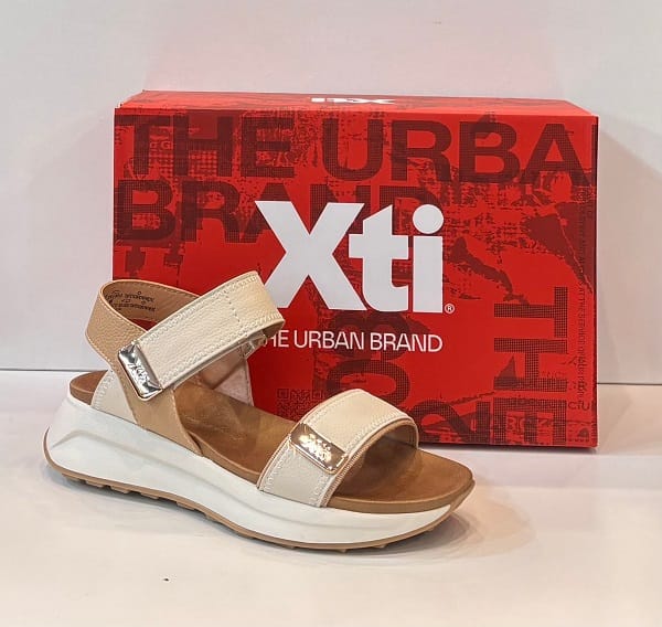 Sandàlia de dona, de la marca XTI