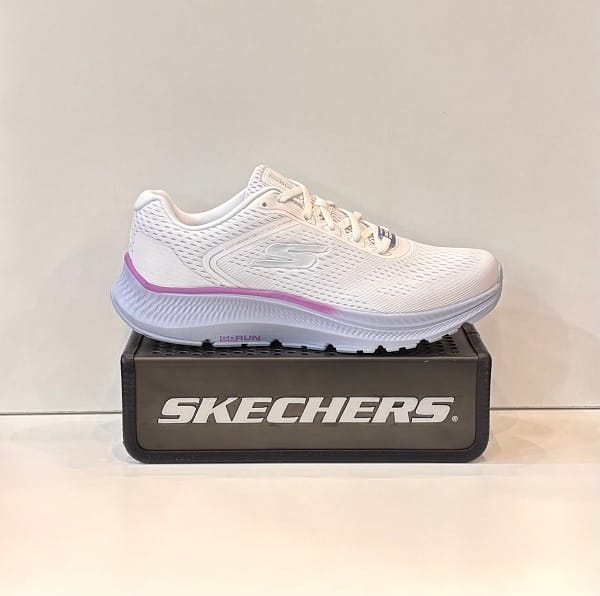 Sabata esportiva de dona, de la marca Skechers Go Run