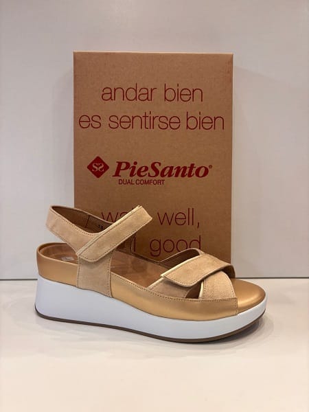 Sandàlia de dona, de la marca Pie Santo