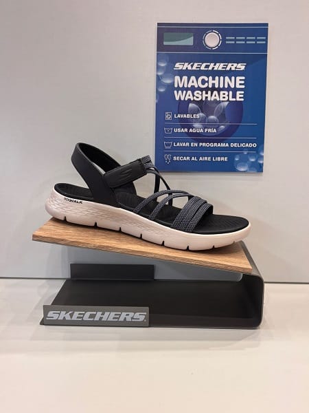 Sandàlia de dona, de la marca Skechers Go Walk