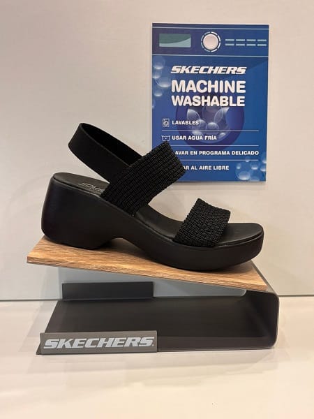 Sandàlia de dona, de la marca Skechers
