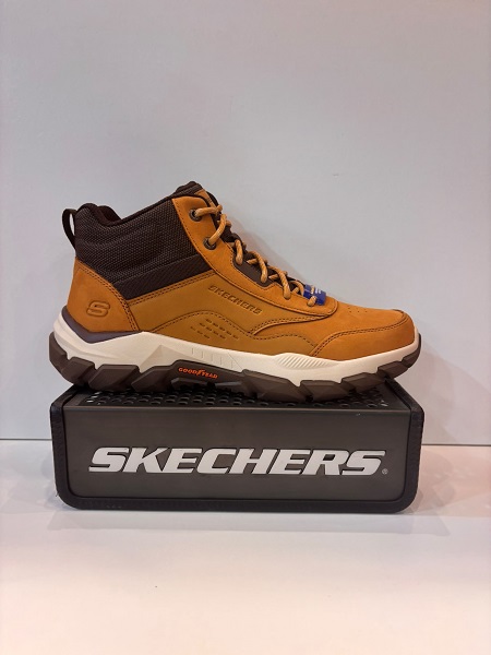 Botí d'home, de la marca Skechers
