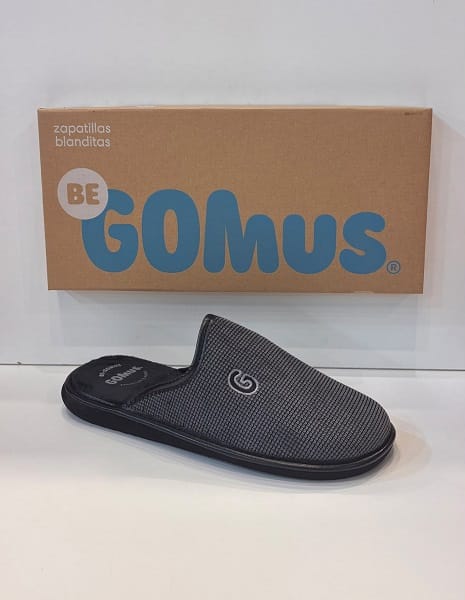 Espardenya d'home de la marca Gomus