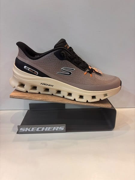 Sabata esportiva d'home, de la marca Skechers ArchFit Slip-Ins