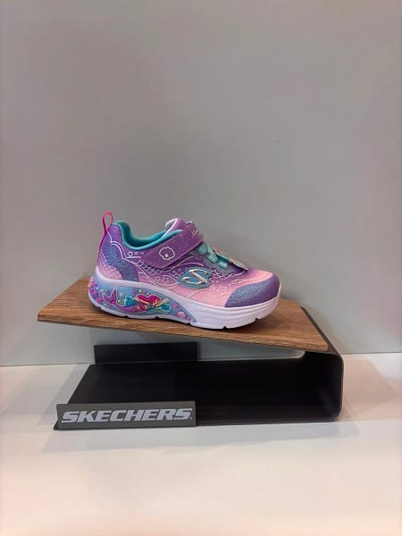 Sabata esportiva de mainada de la marca Skechers Lights