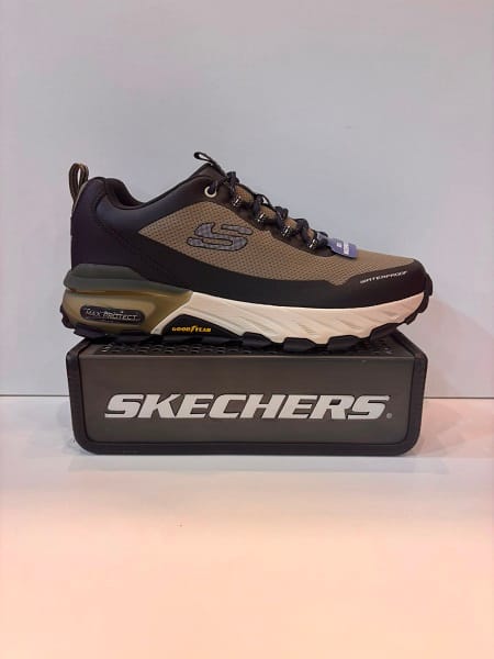 Sabata esportiva d'home, de la marca Skechers Max Protect