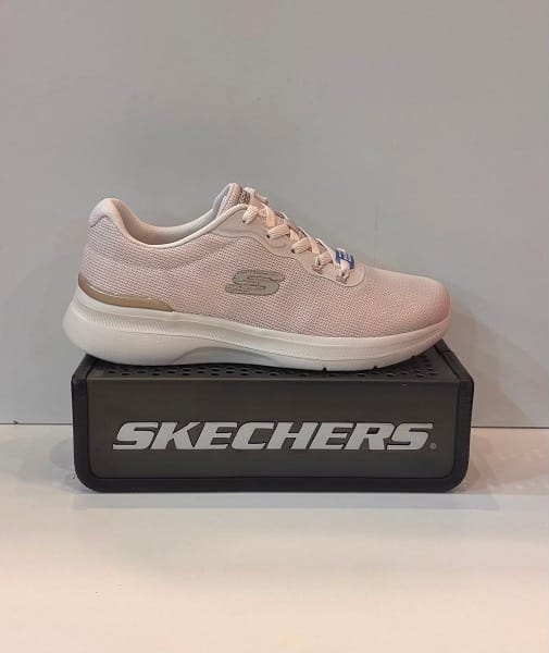 Sabata esportiva de dona, de la marca Skechers