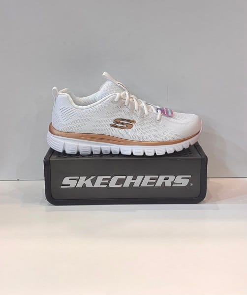 Sabata esportiva de dona, de la marca Skechers