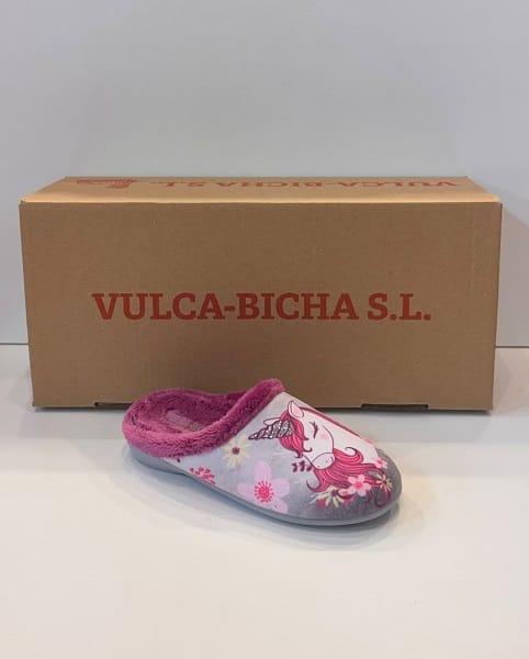Espardenya de mainada, de la marca Vulca-Bicha